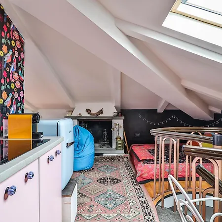 Oda ve Kahvaltı And Mezzanine Skylight 3*